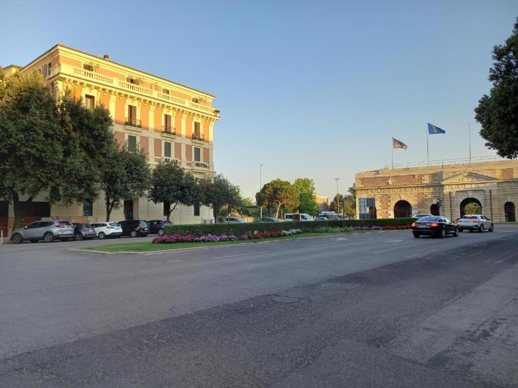 Luxury Verona Apartment City Centre Exterior foto